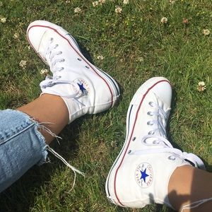 White Converse All-Star High Tops🌟🌟